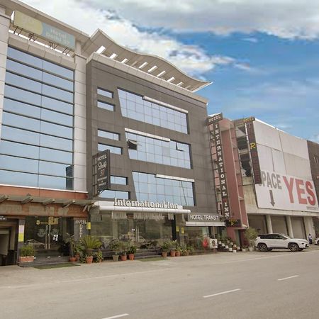Hotel Delhi 37 By Star Group Near Delhi Airport New Delhi Ngoại thất bức ảnh