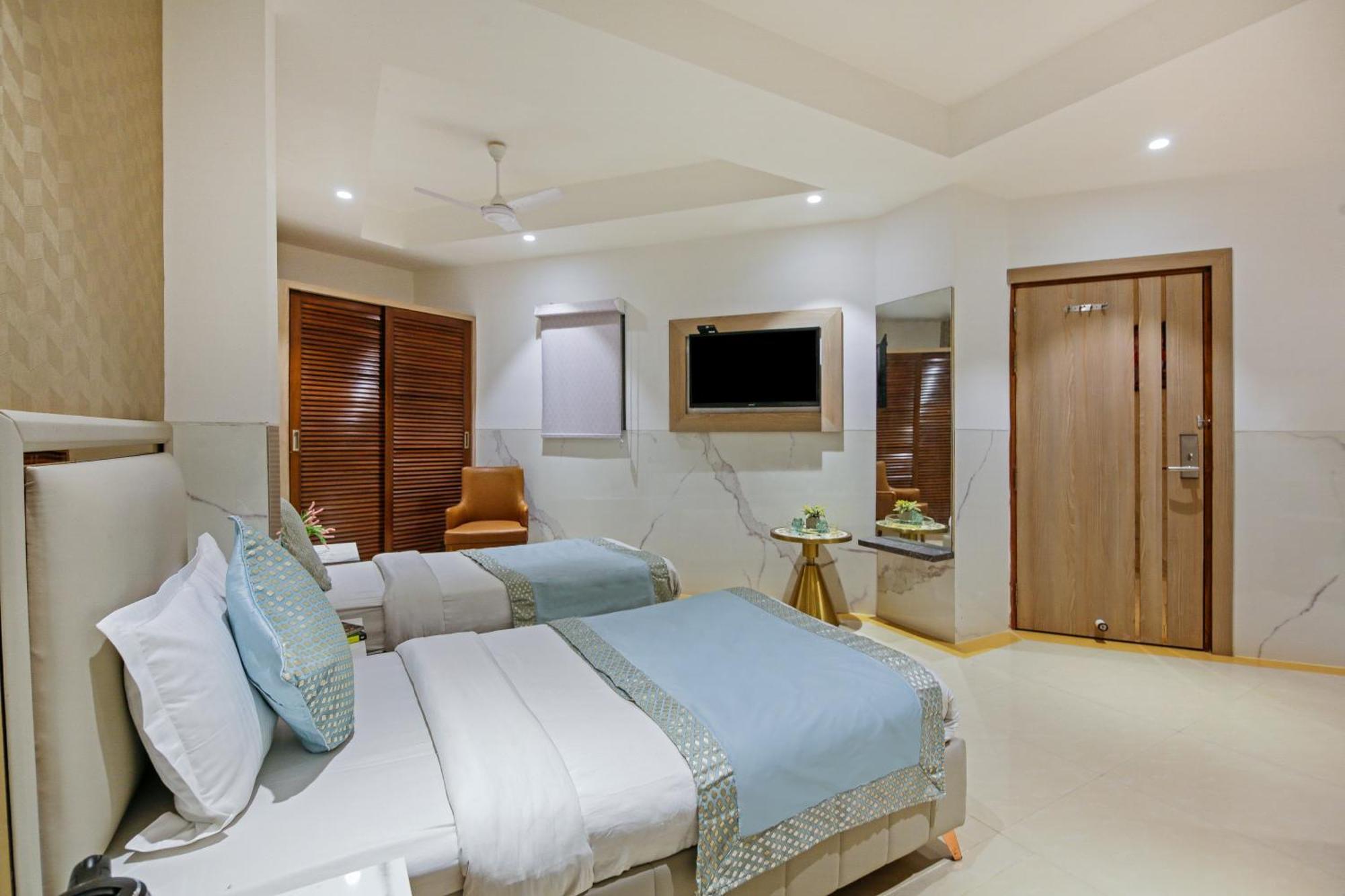 Hotel Delhi 37 By Star Group Near Delhi Airport New Delhi Ngoại thất bức ảnh