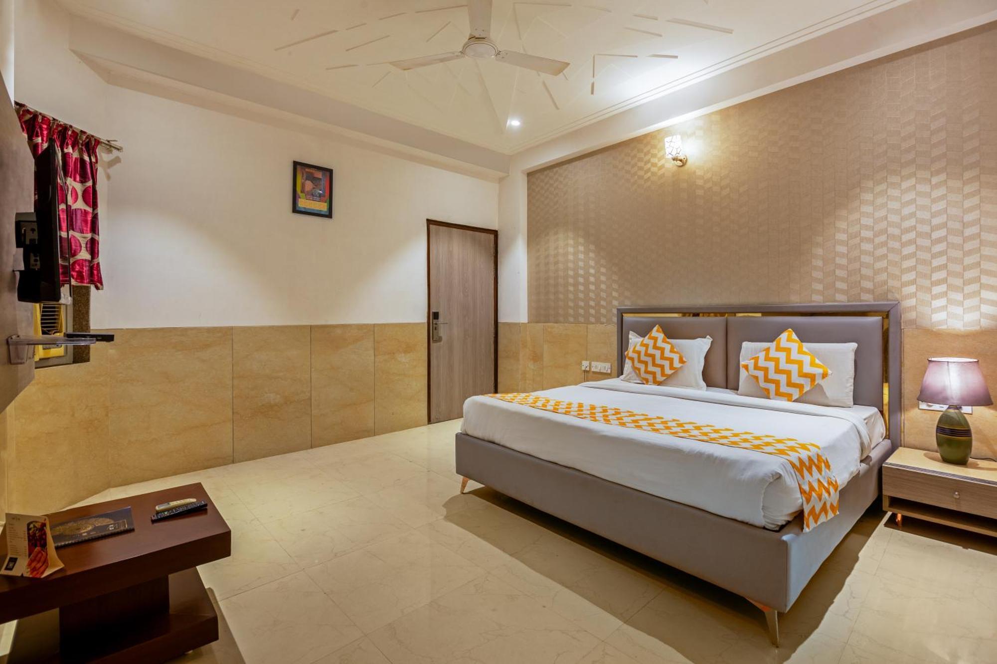 Hotel Delhi 37 By Star Group Near Delhi Airport New Delhi Ngoại thất bức ảnh